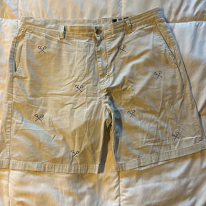 Men's Vineyard Vines Breaker Short Beige LaCrosse 100% Cotton Shorts. Size 40